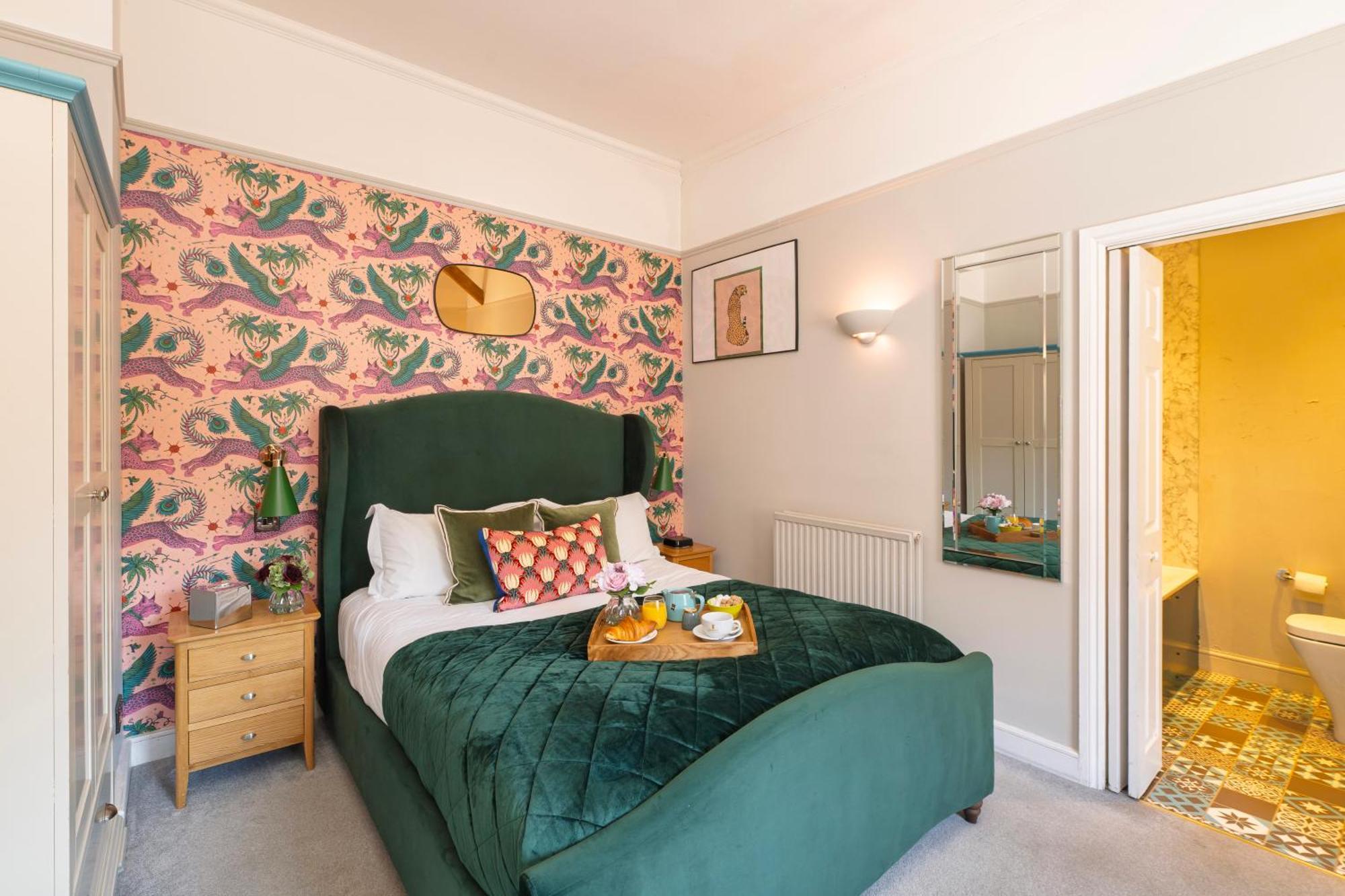 Harington'S Boutique Hotel Бат Екстериор снимка