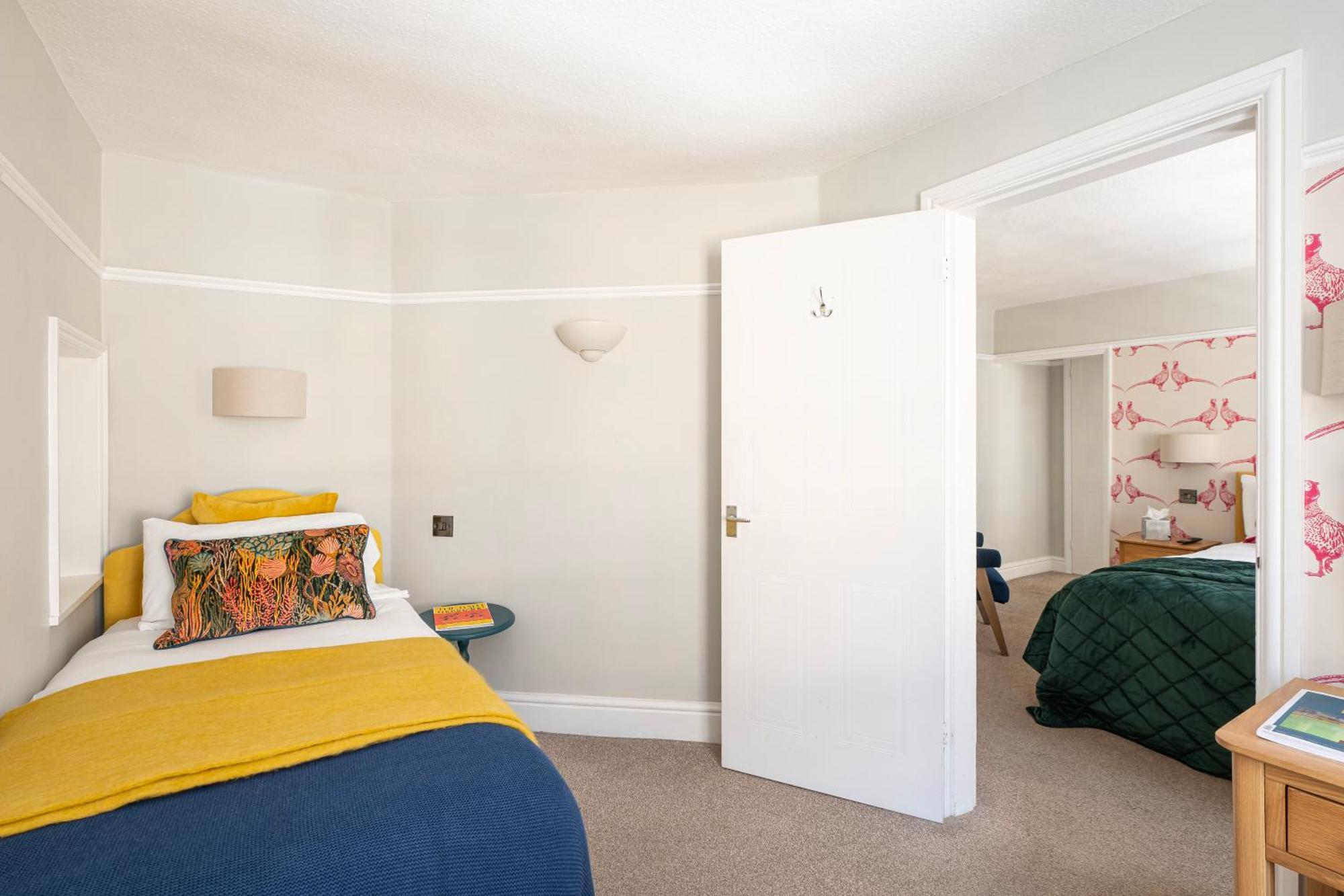 Harington'S Boutique Hotel Бат Екстериор снимка